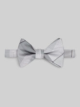 Refined Plaid Pre-Tied Bow Tie