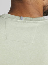 CHILLFLEX Performance Crewneck Pullover