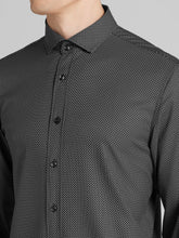 CHILLFLEX Slim Fit 4-Way Stretch Button Up Shirt