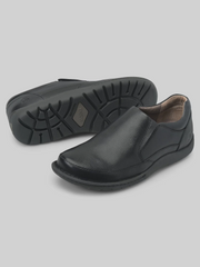 Nigel Plain Toe Slip On Shoes
