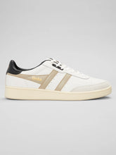 Court Sneakers