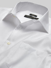 Slim Fit Queens Oxford Dress Shirt