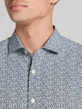 CHILLFLEX Modern Fit 4-Way Stretch Button Up Shirt