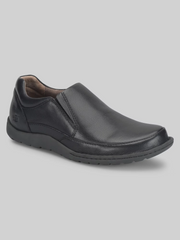 Nigel Plain Toe Slip On Shoes