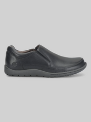 Nigel Plain Toe Slip On Shoes