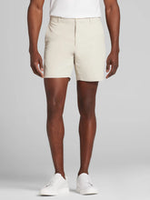 Classic Fit Active Waist Performance Stretch Golf Shorts 7"