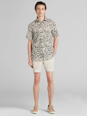 Modern Fit Cotton Blend Short Sleeve Button Up Shirt