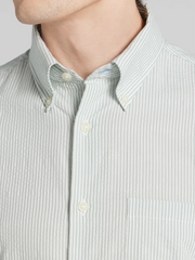 Modern Fit Seersucker Stripe Button Up Shirt