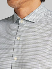 CHILLFLEX Modern Fit 4-Way Stretch Button Up Shirt