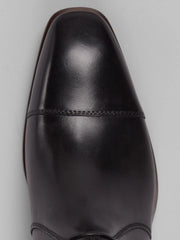 Crest Cap Toe Chelsea Boots