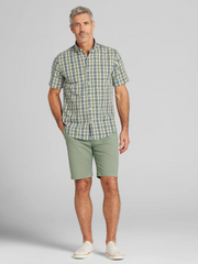 Modern Fit Plaid Short Sleeve Button Down Shirt