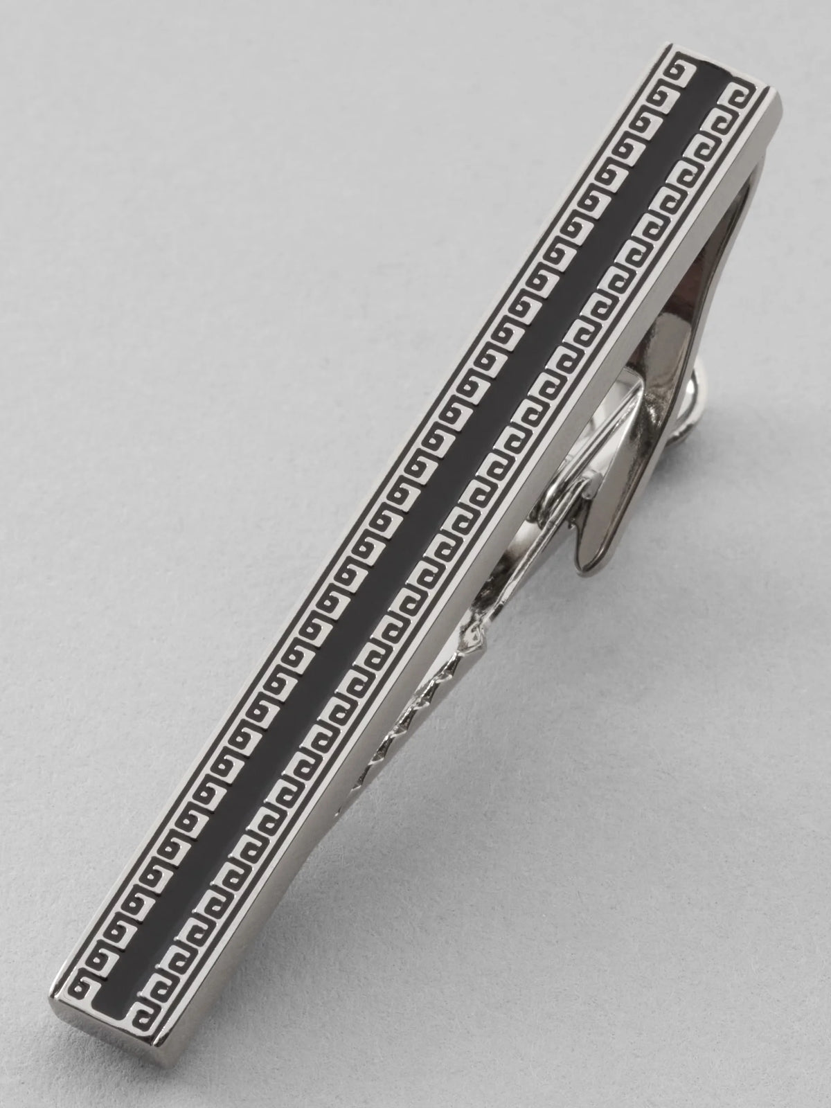 Patterned Tie Bar