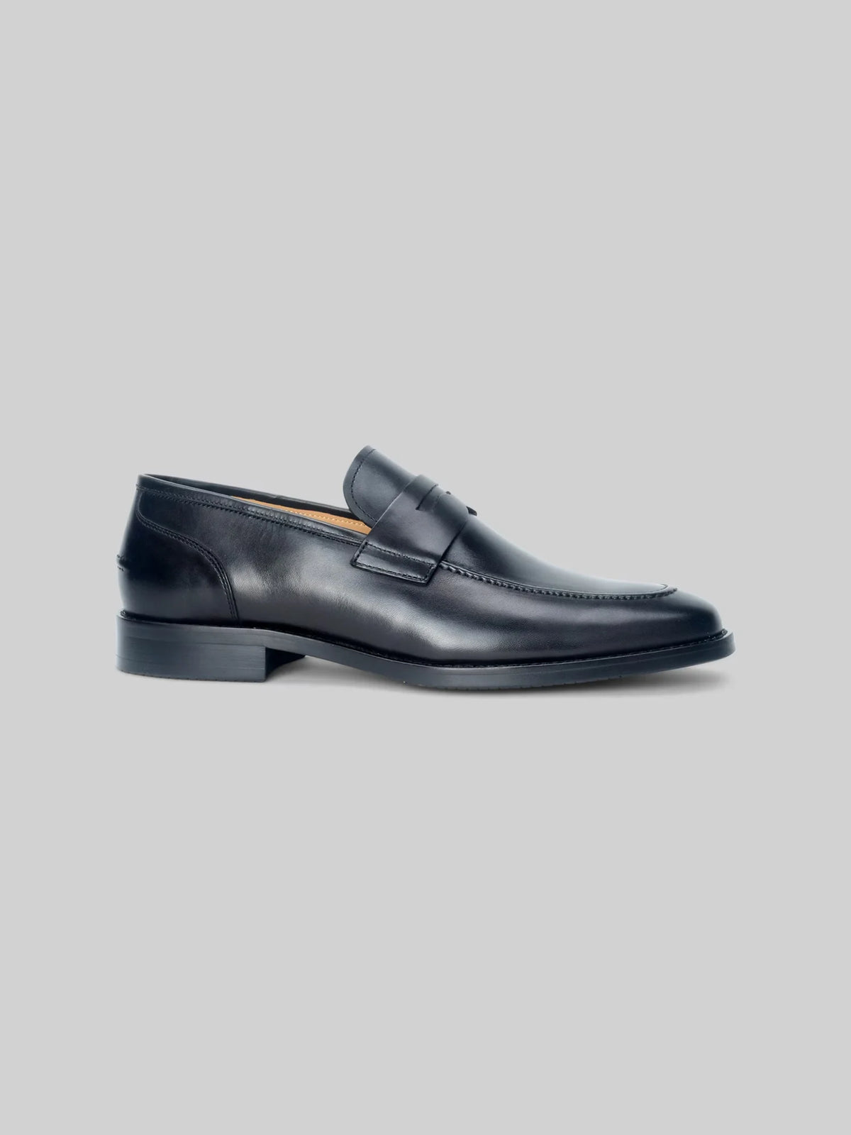 Camino Leather Moc Toe Penny Loafers